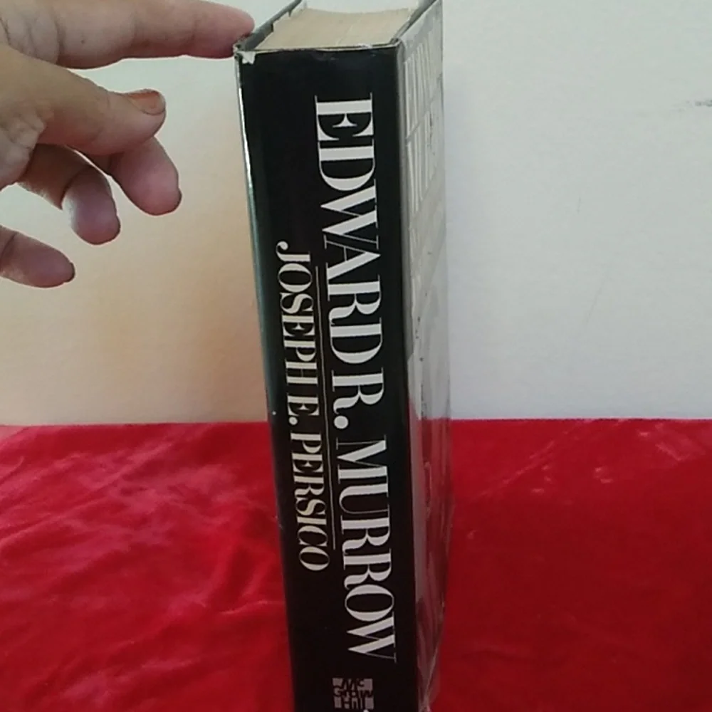 D- Edward R.Murrow